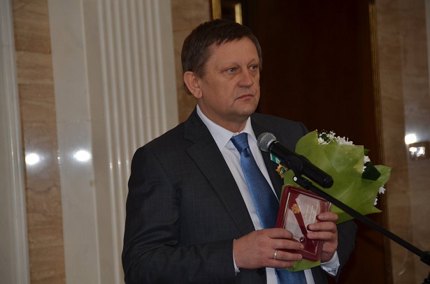 12829264_1988961361329442_2913998772619813491_director.jpg 12829264_1988961361329442_2913998772619813491_director.jpg